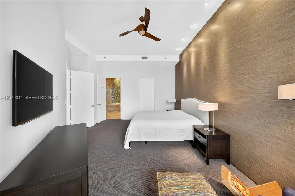 16001 Collins Ave #PH 4307 Sunny Isles Beach, FL 33160