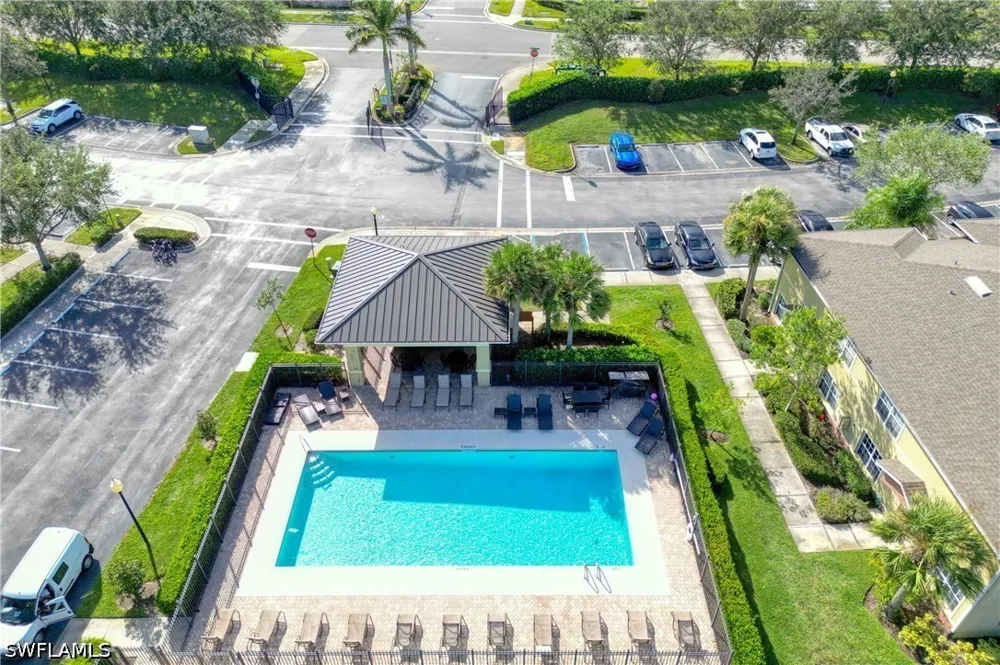 Gervais Circle #904 Naples, FL 34120