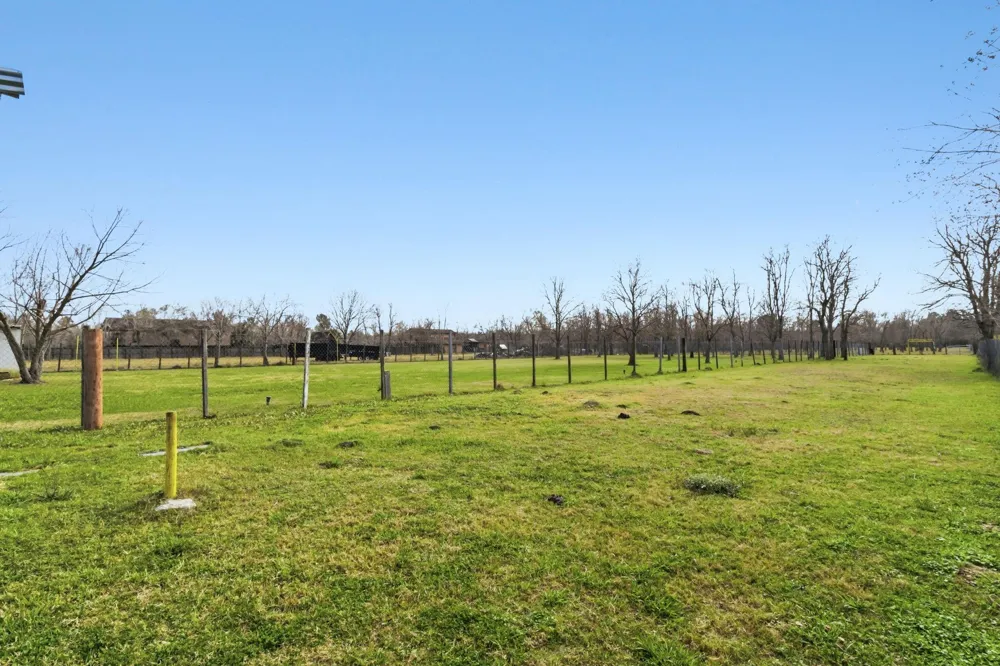 3412 Huffman Eastgate Road Huffman, TX 77336