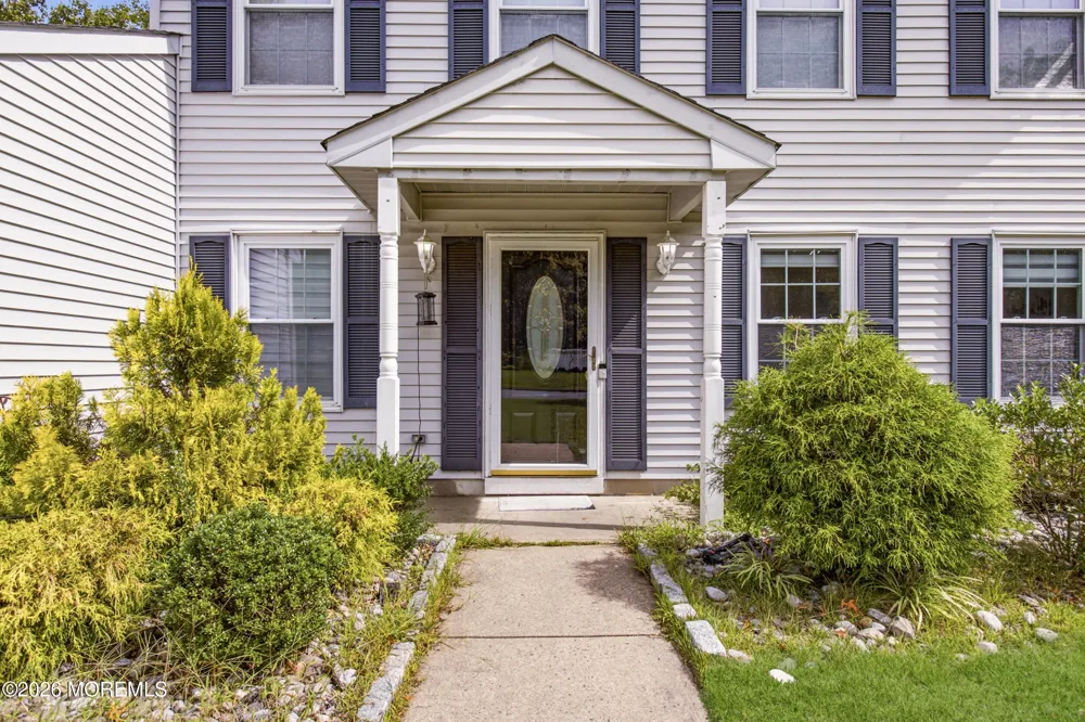 6 Stonecress Court Jackson, NJ 08527