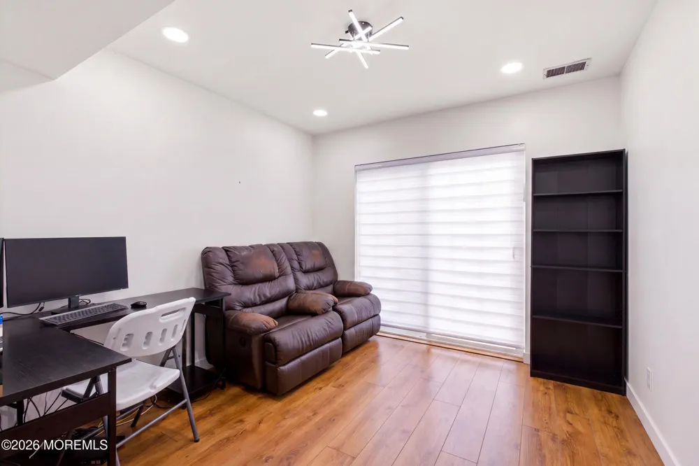 6 Stonecress Court Jackson, NJ 08527