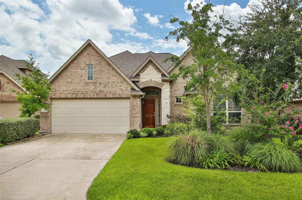 34 Estherwood Place The Woodlands, TX 77354
