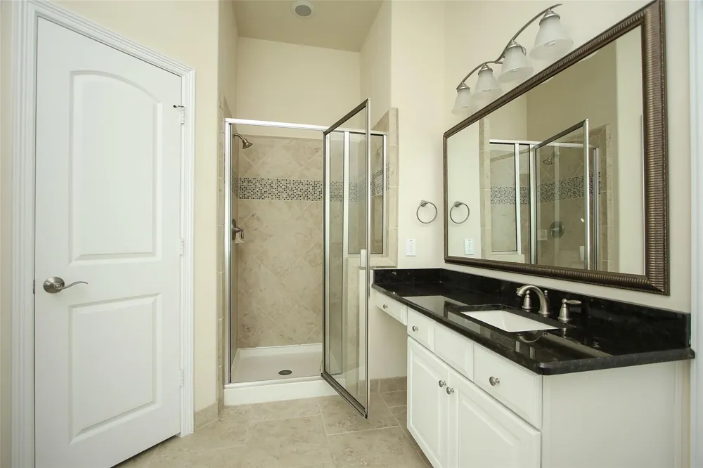 34 Estherwood Place The Woodlands, TX 77354