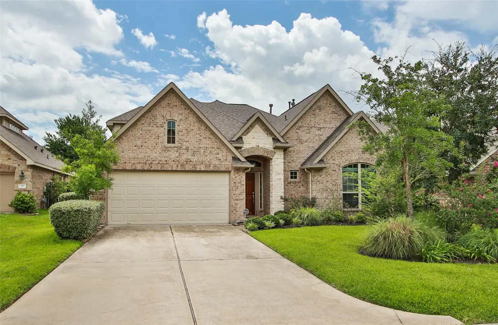 34 Estherwood Place The Woodlands, TX 77354