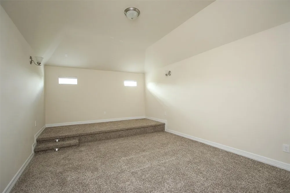 34 Estherwood Place The Woodlands, TX 77354