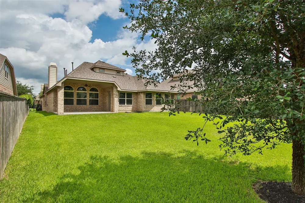 34 Estherwood Place The Woodlands, TX 77354
