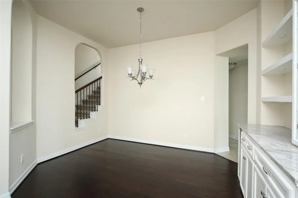 34 Estherwood Place The Woodlands, TX 77354