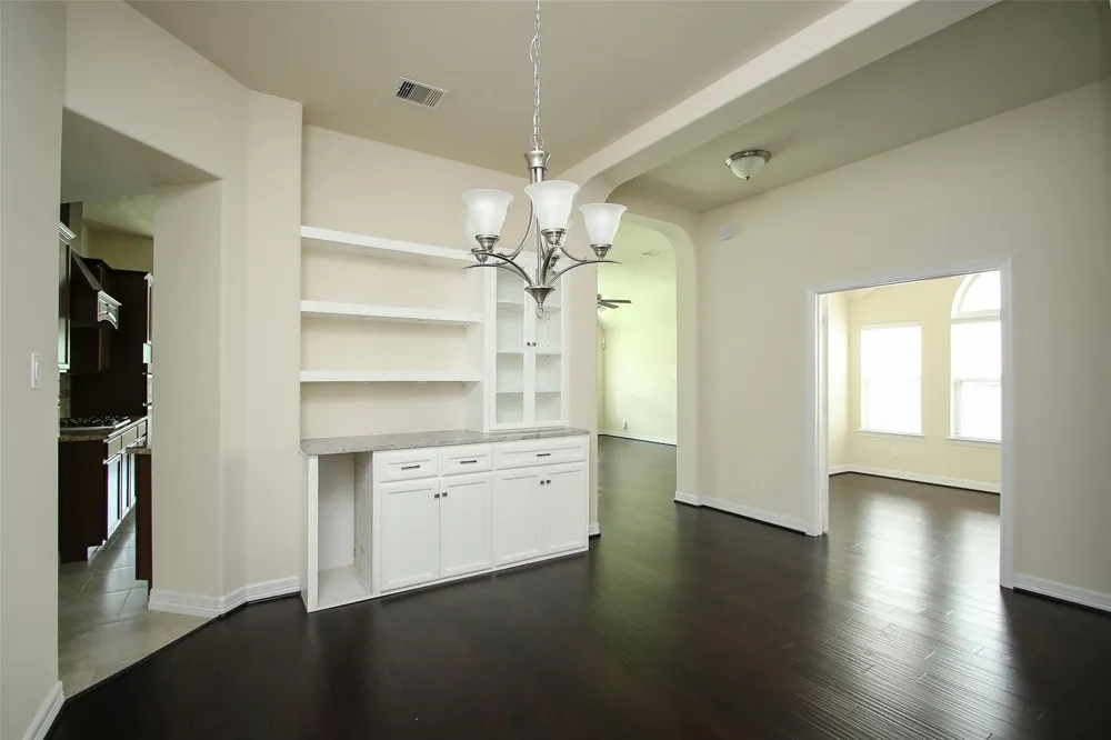 34 Estherwood Place The Woodlands, TX 77354