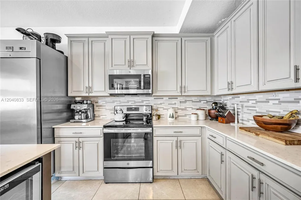 23541 SW 107th Pl Homestead, FL 33032