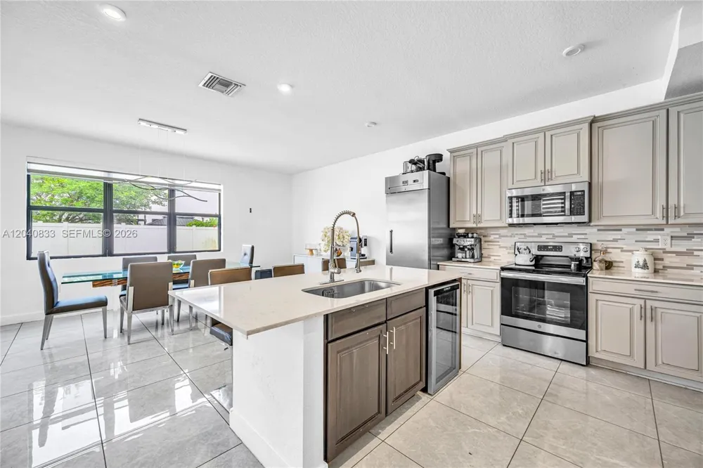 23541 SW 107th Pl Homestead, FL 33032