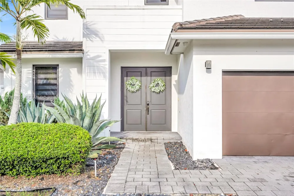 23541 SW 107th Pl Homestead, FL 33032