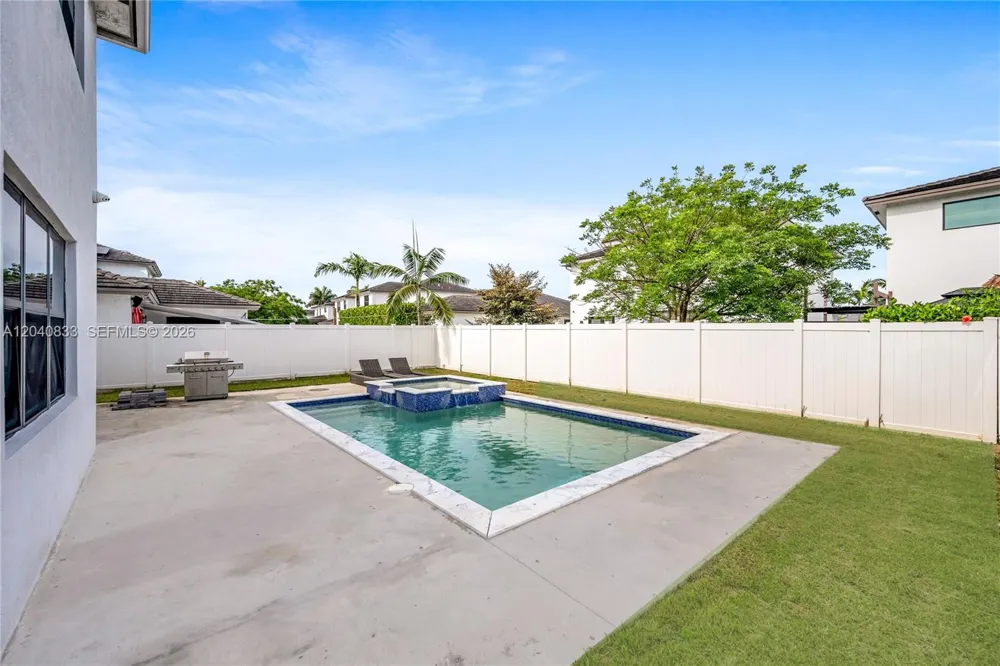 23541 SW 107th Pl Homestead, FL 33032