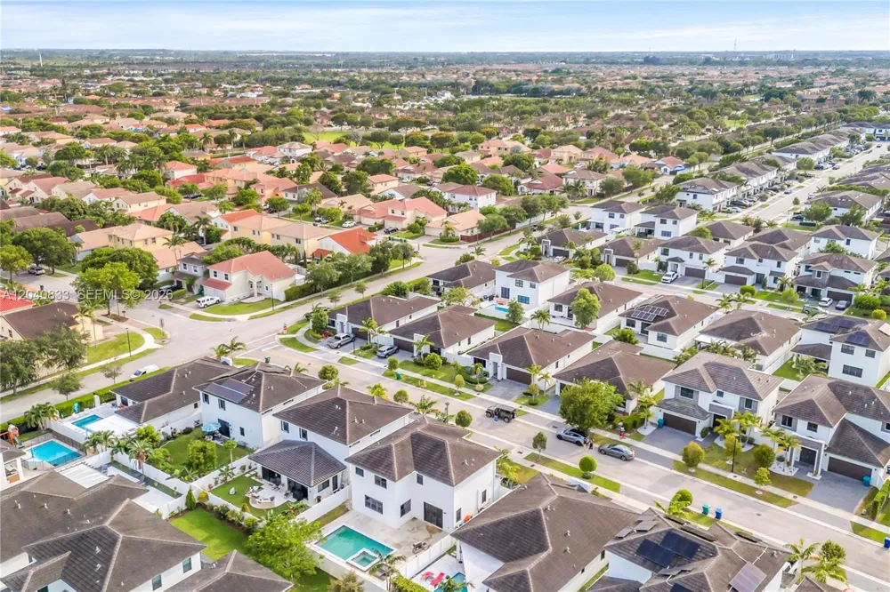 23541 SW 107th Pl Homestead, FL 33032