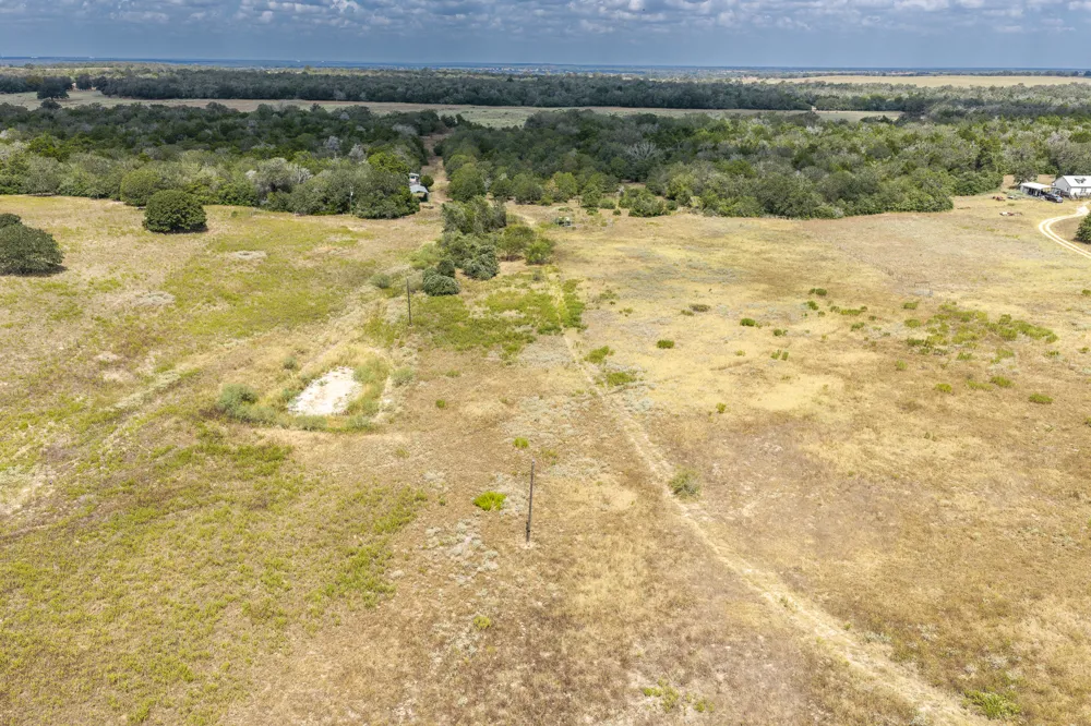 2195 Mule Creek Road Harwood, TX 78632