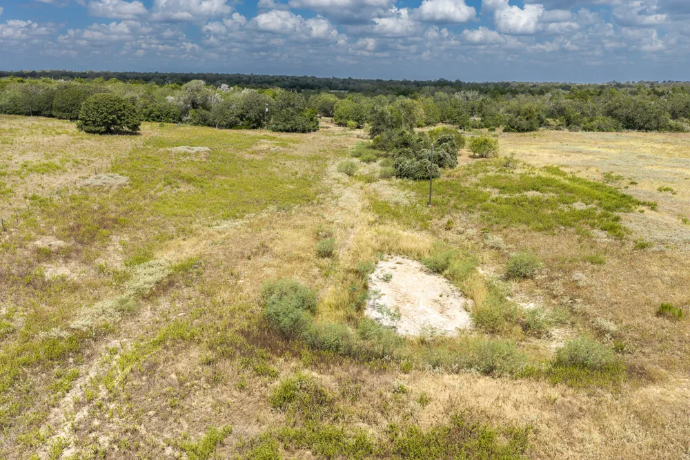 2195 Mule Creek Road Harwood, TX 78632