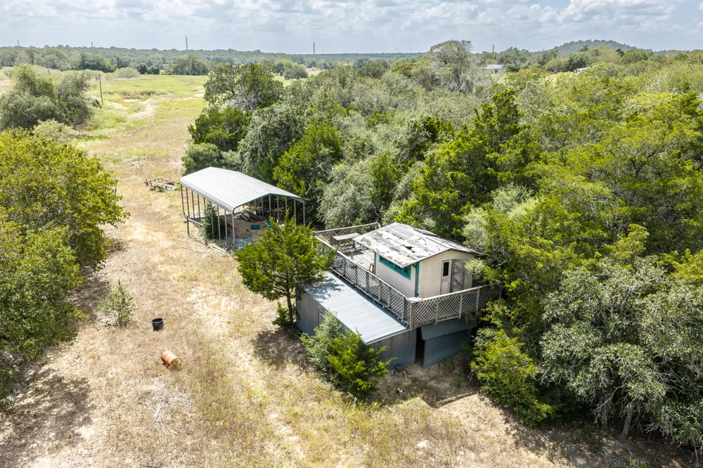 2195 Mule Creek Road Harwood, TX 78632