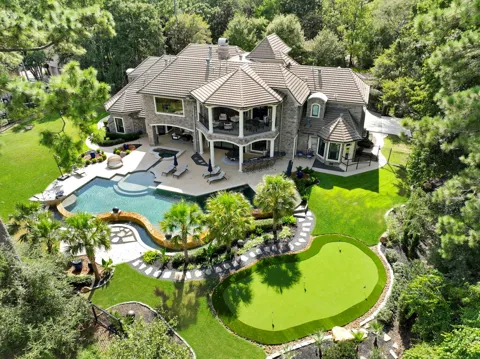26 Damask Rose Way