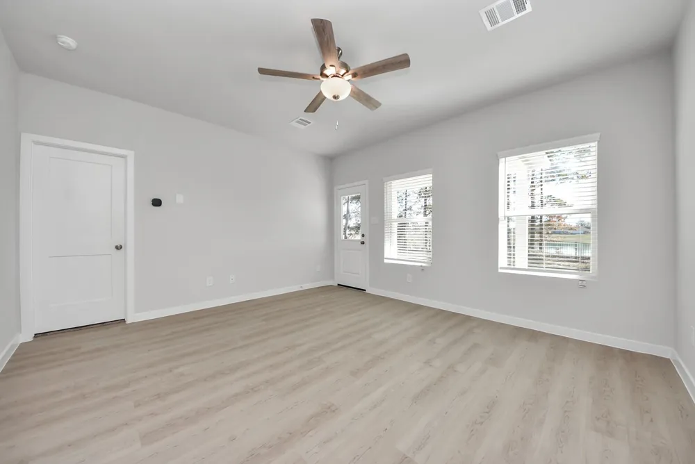 473 Shoreview Drive Conroe, TX 77303
