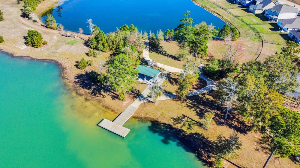 473 Shoreview Drive Conroe, TX 77303
