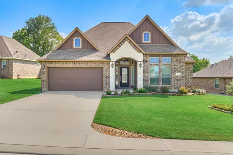 180 Racetrack Lane