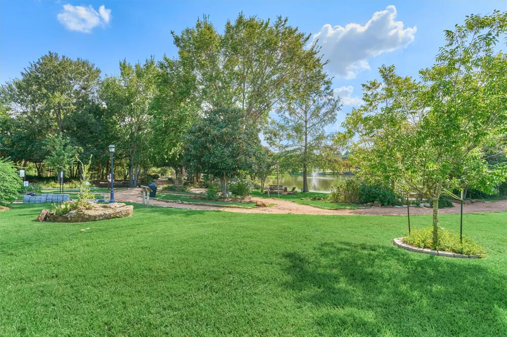 180 Racetrack Lane Montgomery, TX 77356