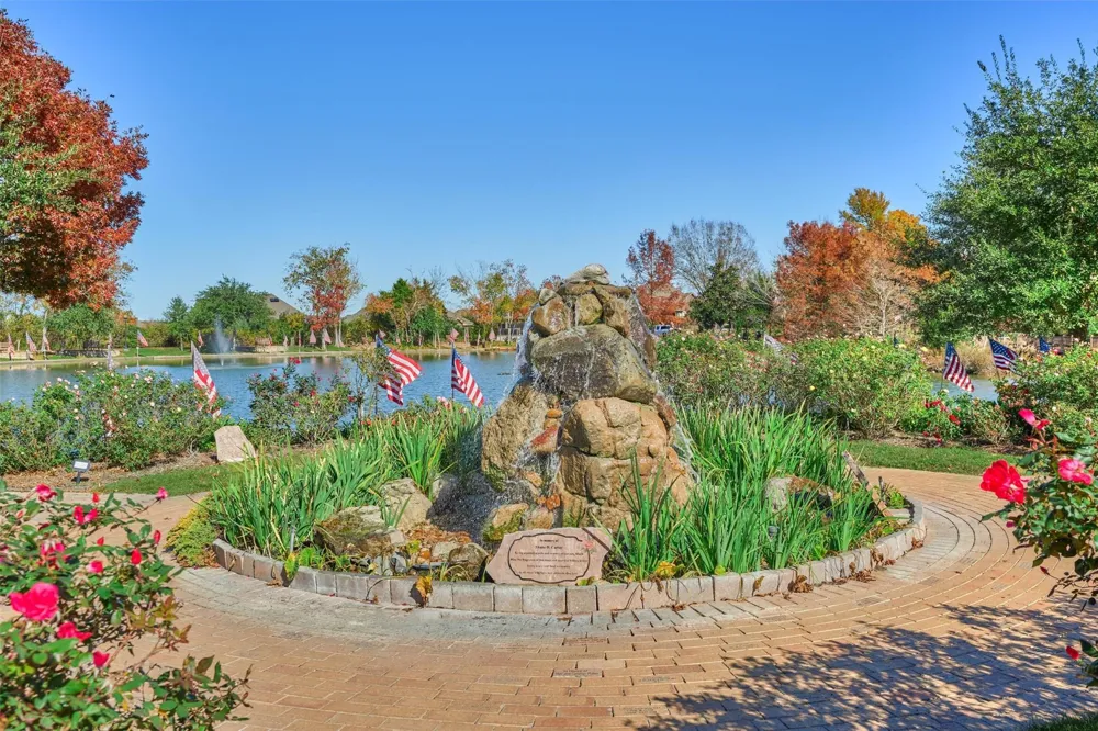 180 Racetrack Lane Montgomery, TX 77356