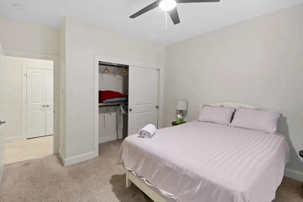 3045 Clinton Drive Houston, TX 77020