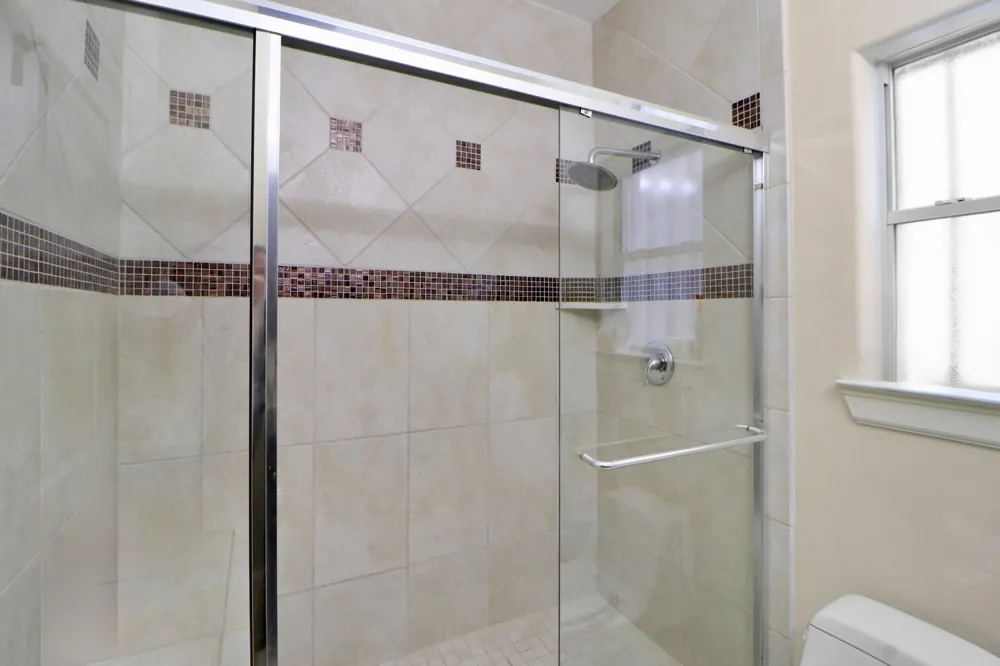 3045 Clinton Drive Houston, TX 77020