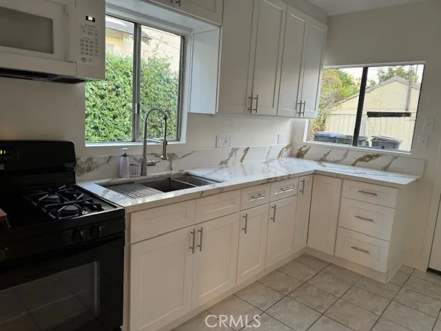 430 Ivy Glendale, CA 91204