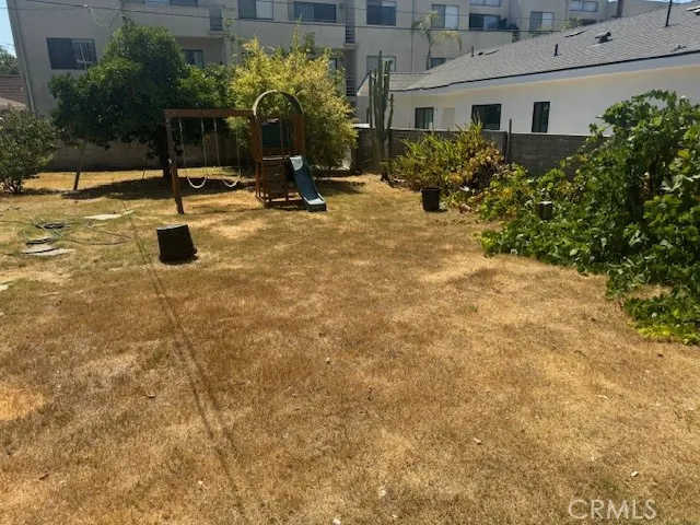 430 Ivy Glendale, CA 91204