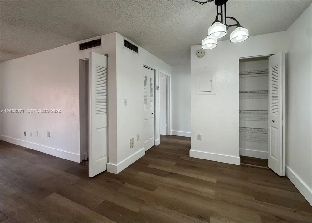7208 Fairway Dr #I14 Miami Lakes, FL 33014