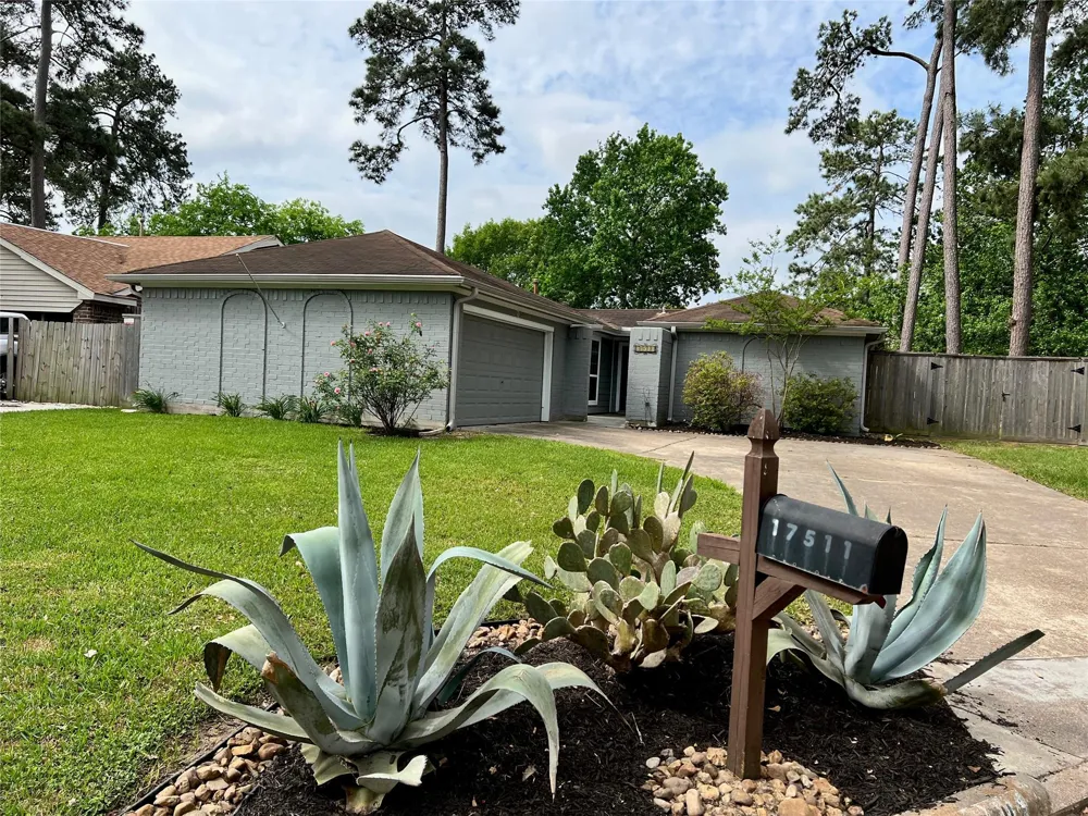 17511 Glenhew Road Humble, TX 77396