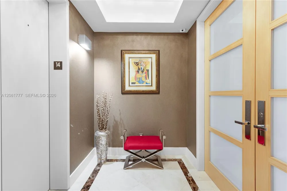 21200 NE Point Pl #1404 Aventura, FL 33180