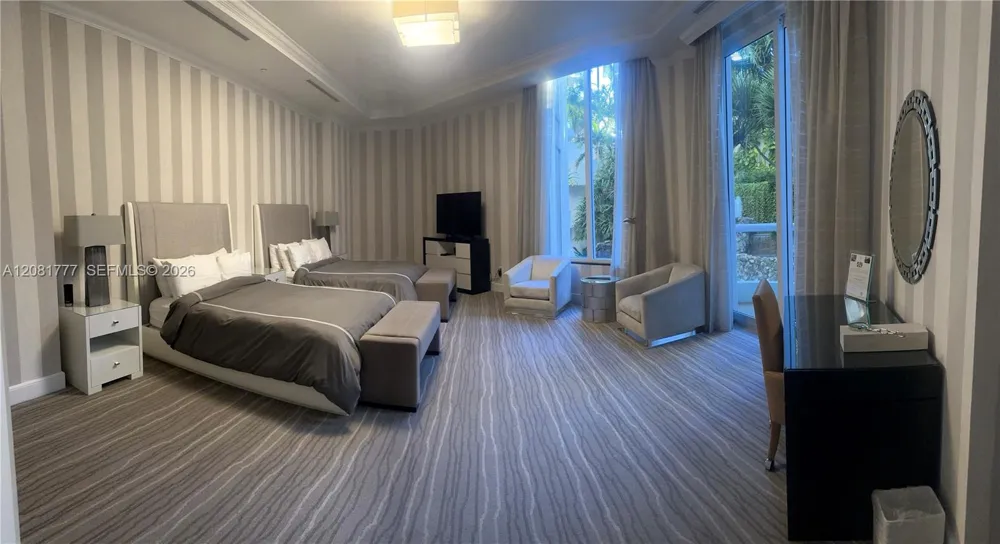 21200 NE Point Pl #1404 Aventura, FL 33180