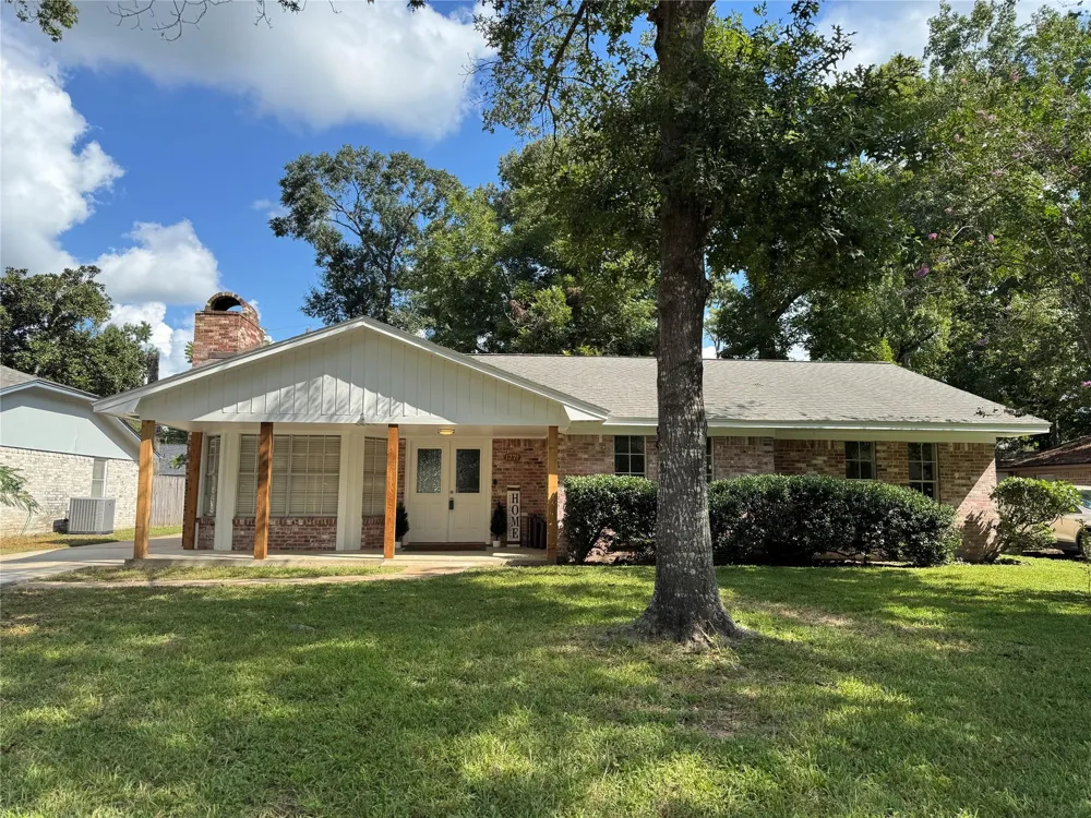 1771 Woodway Drive Woodbranch, TX 77357