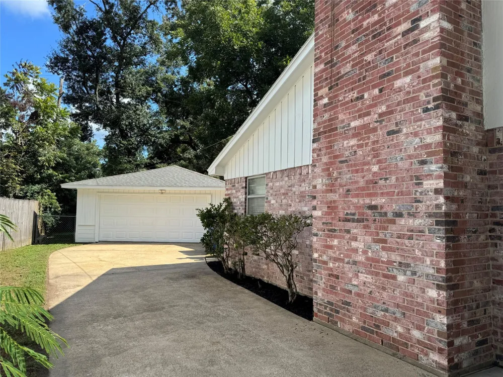 1771 Woodway Drive Woodbranch, TX 77357