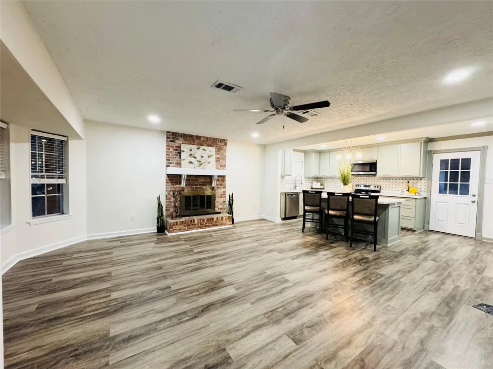 1771 Woodway Drive Woodbranch, TX 77357