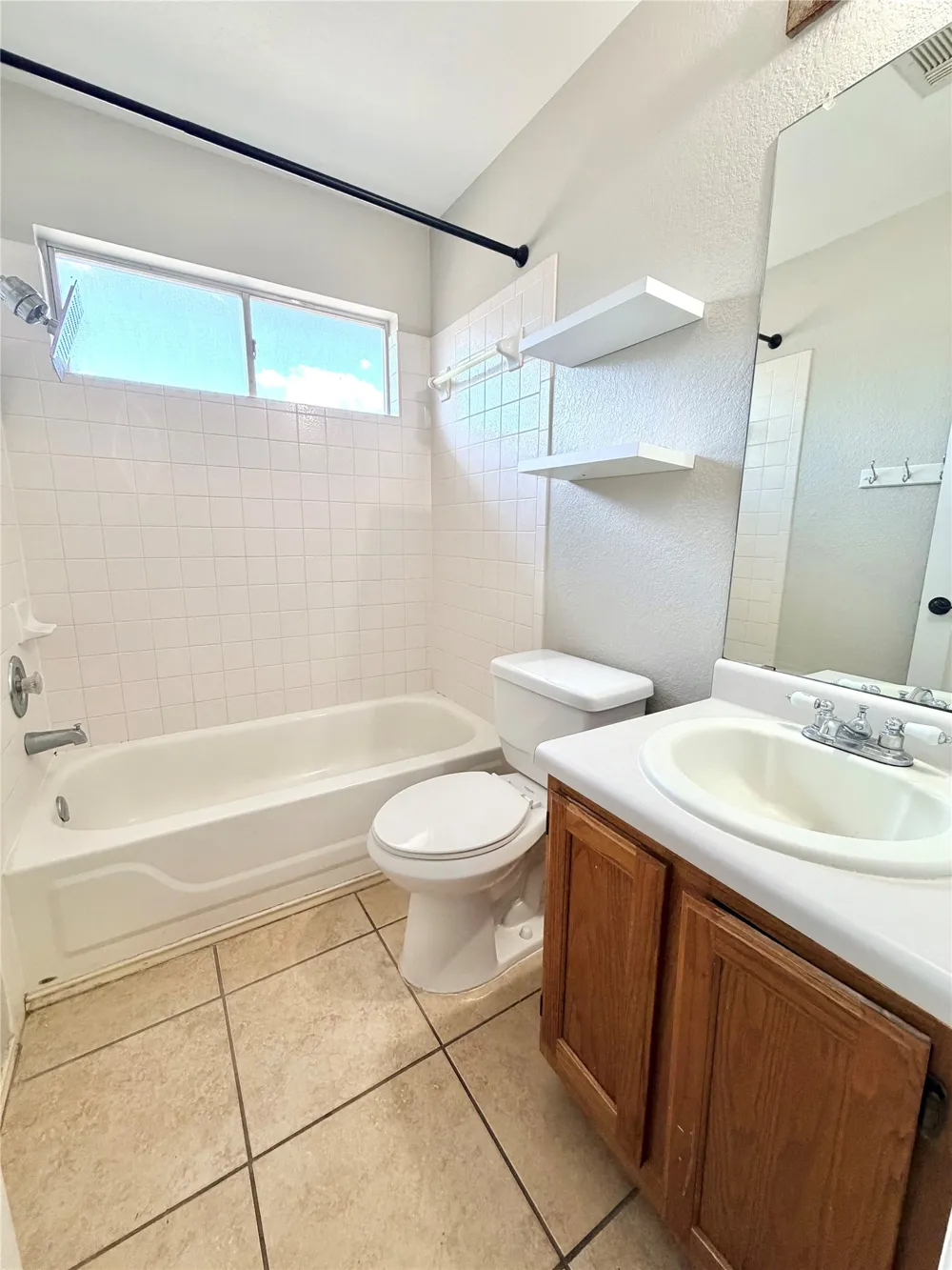 1145 Kentra Drive Pflugerville, TX 78660