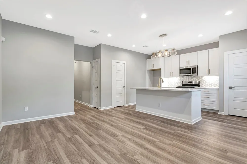 6824 Dumble Street #B Houston, TX 77021