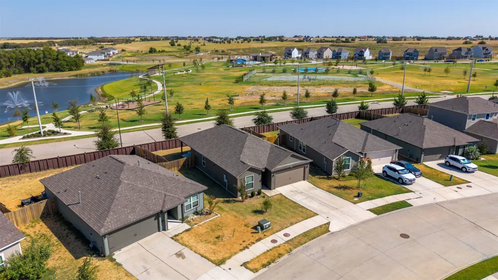 2420 Stillwater Drive Ponder, TX 76259