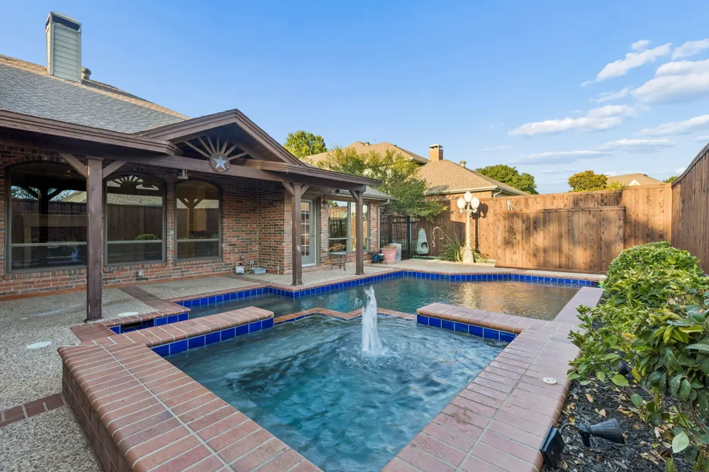 4404 Briar Hollow Drive Plano, TX 75093