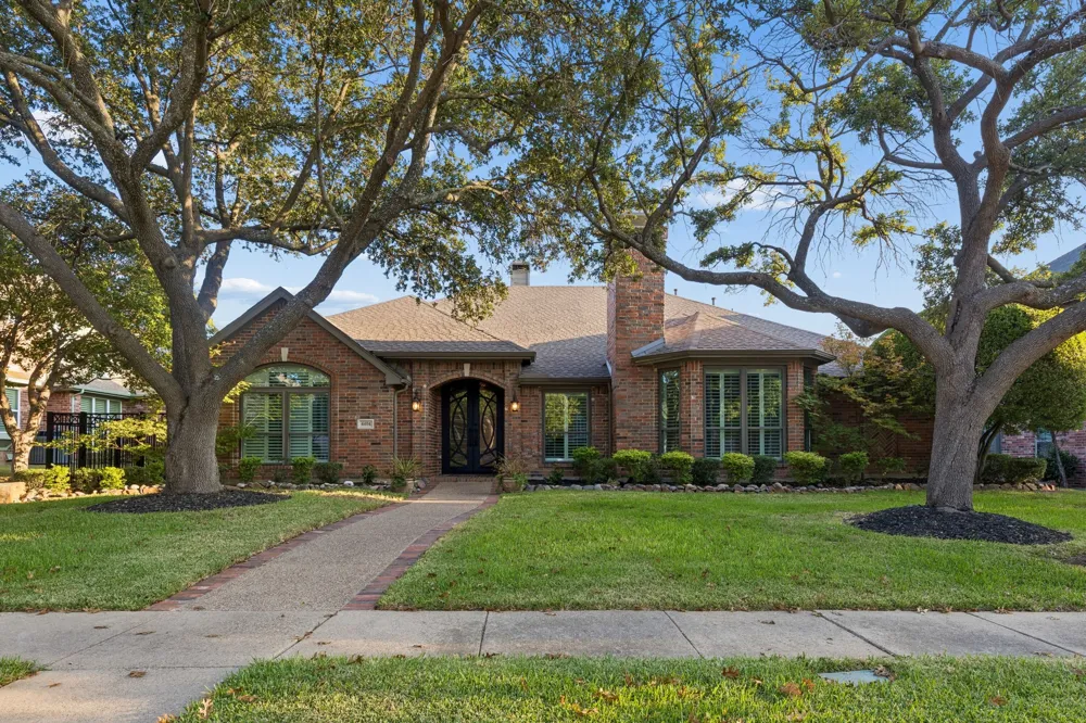 4404 Briar Hollow Drive Plano, TX 75093