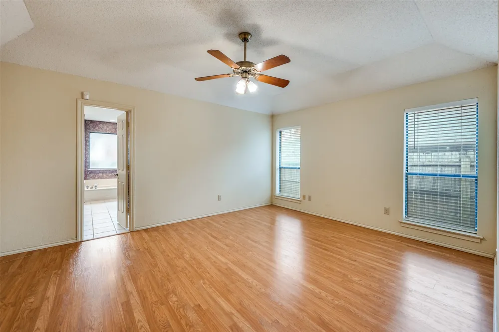 4307 Waycross Drive Arlington, TX 76016