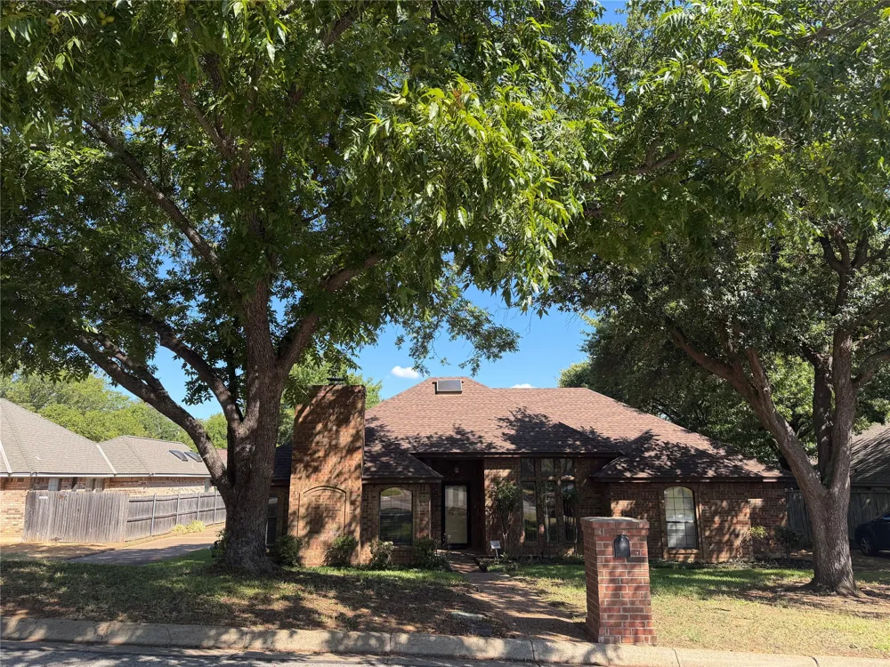 4307 Waycross Drive Arlington, TX 76016