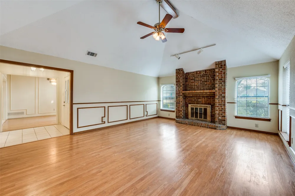 4307 Waycross Drive Arlington, TX 76016