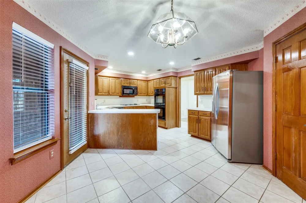 4307 Waycross Drive Arlington, TX 76016