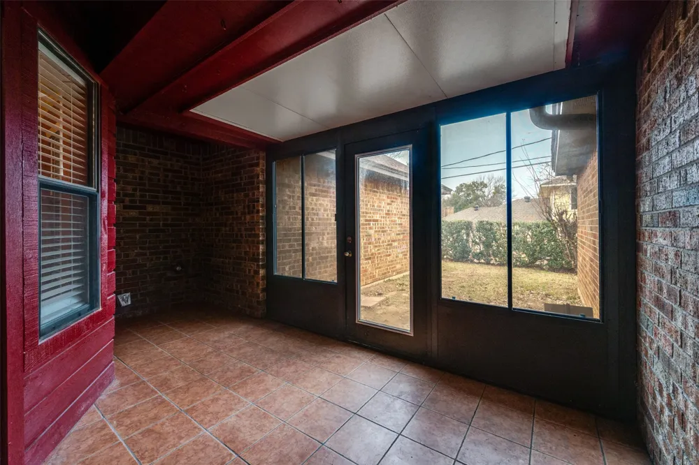 4307 Waycross Drive Arlington, TX 76016