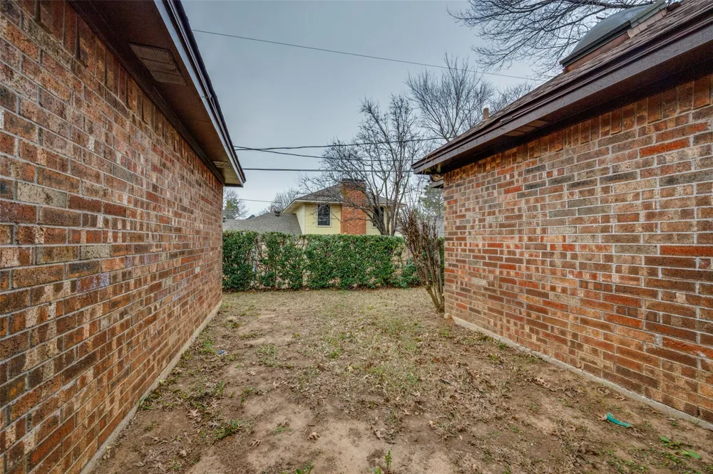 4307 Waycross Drive Arlington, TX 76016