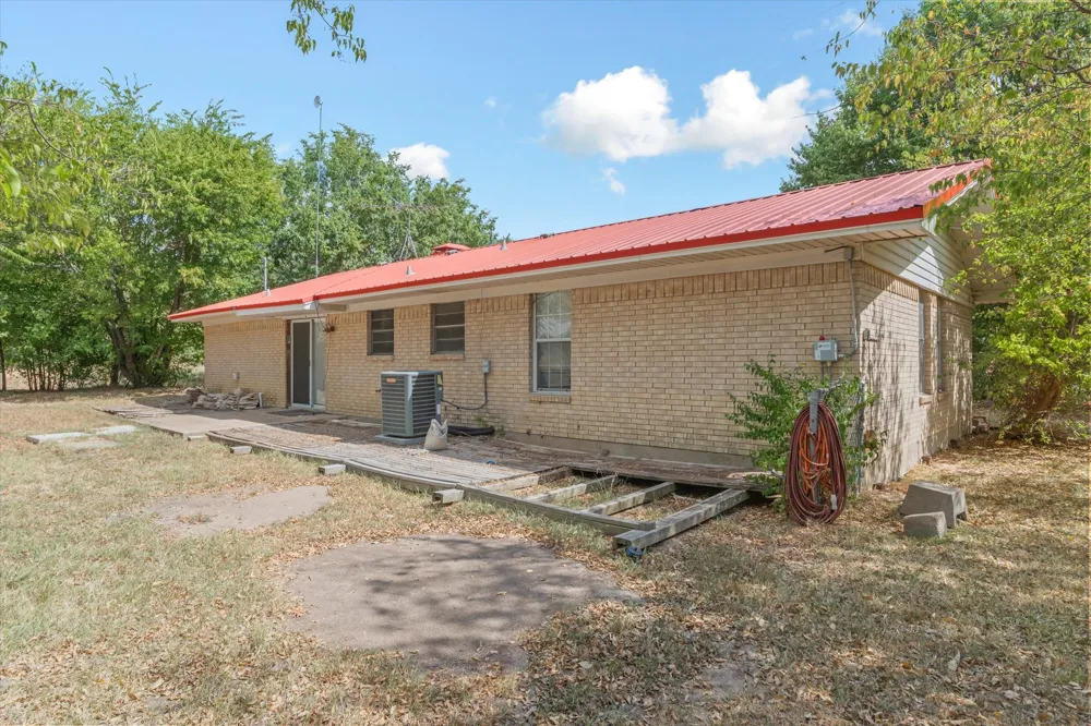 152 Vz County Road 3404 Wills Point, TX 75169