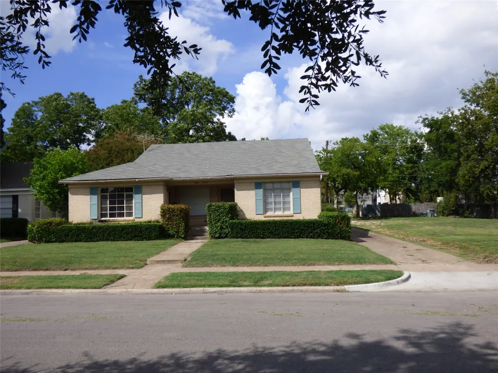 5511 Winton Street Dallas, TX 75206